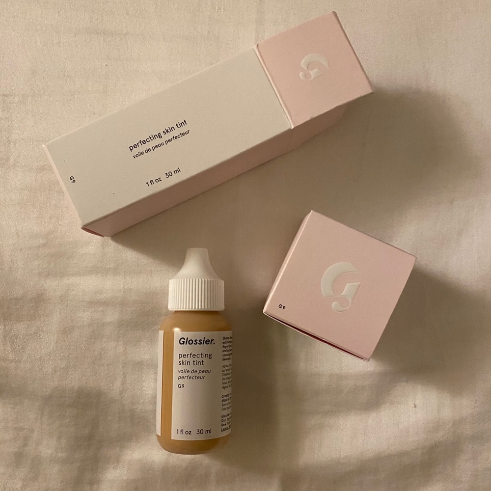 ⚡️Brand New⚡️Glossier skin tint set